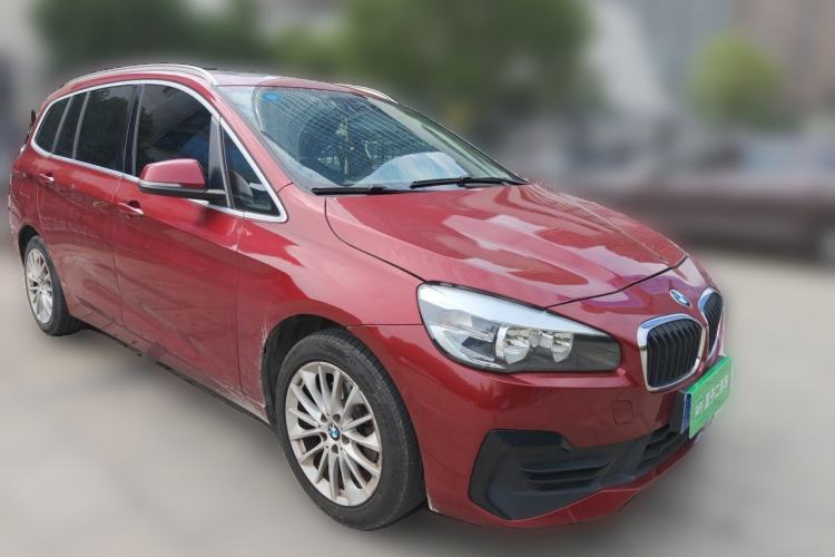 Used BMW 2 Series Gran Tourer 2018 220i Leading Model Front Right 45 Deg
