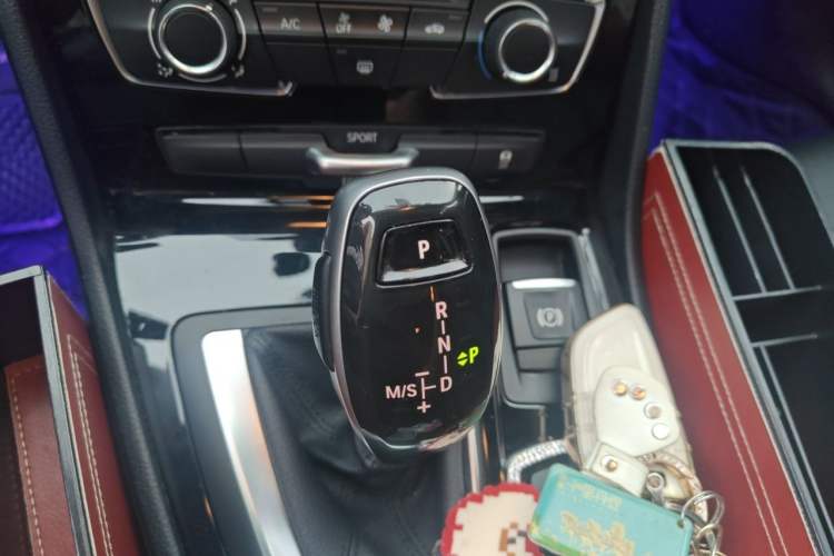 Used BMW 2 Series Gran Tourer 2018 220i Leading Model Gear Lever