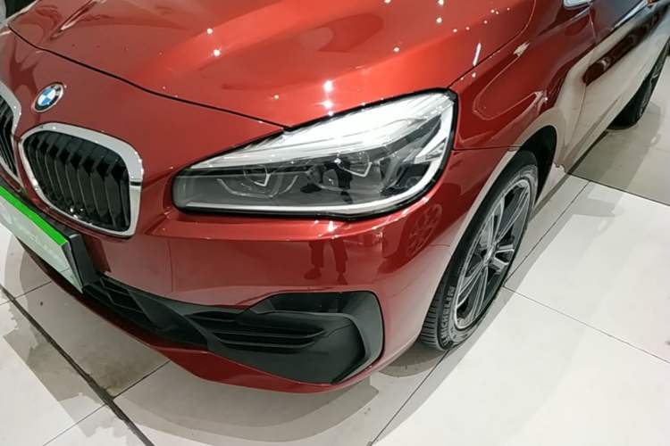 Used BMW 2 Series Gran Tourer 2018 220i Luxury Sports Package Left Front Headlight