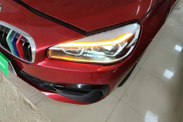 Used BMW 2 Series Gran Tourer 2018 220i Luxury Sports Package Left Front Headlight