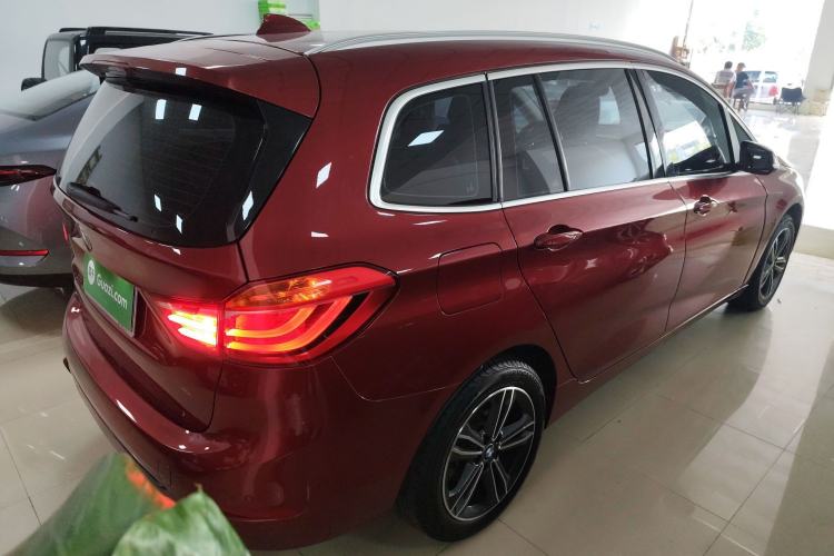 Used BMW 2 Series Gran Tourer 2018 220i Luxury Sports Package Rear Right 45 Deg