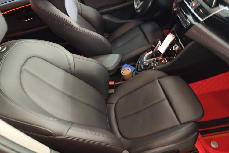 Used BMW 2 Series Gran Tourer 2018 220i Luxury Sports Package Right Front Seat