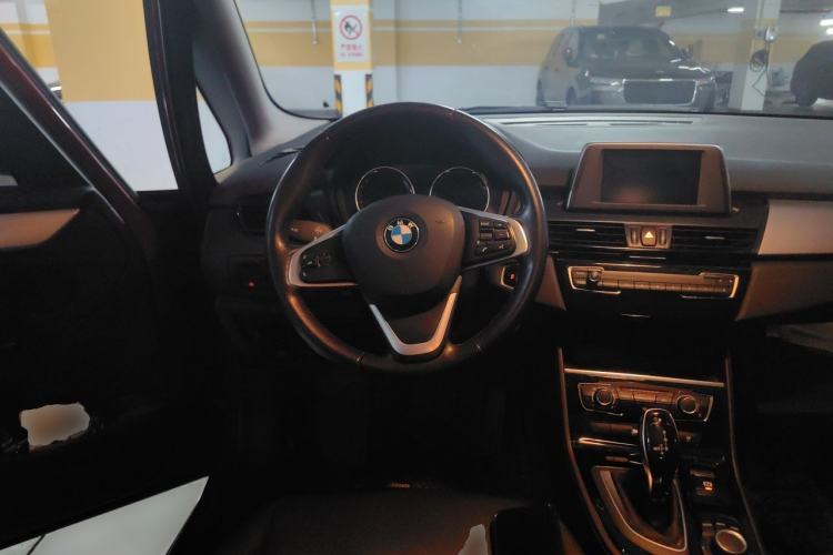 Used BMW 2 Series Gran Tourer 2018 220i Leading Model Steering Wheel