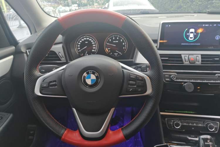 Used BMW 2 Series Gran Tourer 2018 220i Leading Model Steering Wheel