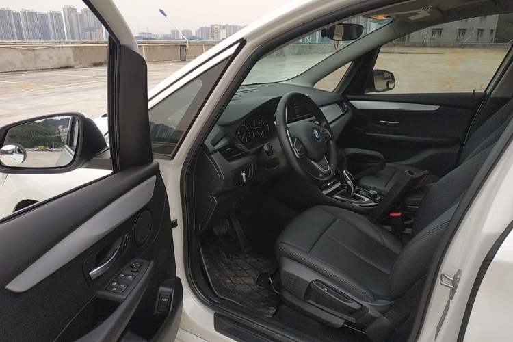 Used BMW 2 Series Gran Tourer 2018 220i Leading Model Driver Seat