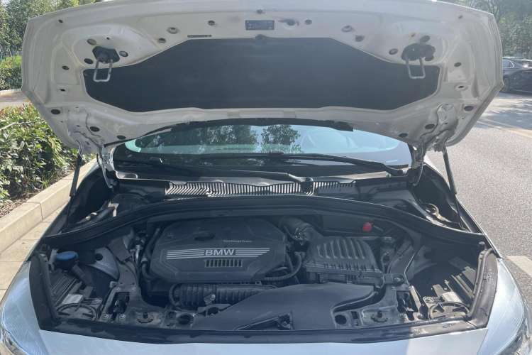 Used BMW 2 Series Gran Tourer 2018 220i Leading Model Engine Bay