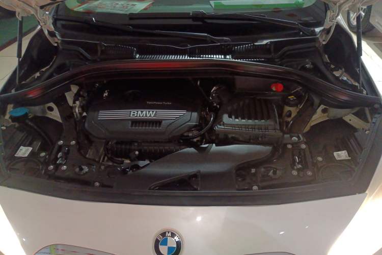 Used BMW 2 Series Gran Tourer 2018 220i Leading Model Engine Bay
