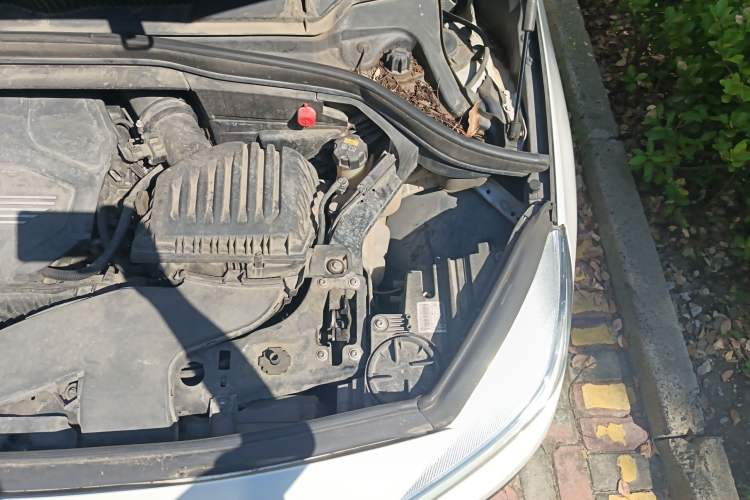 Used BMW 2 Series Gran Tourer 2018 220i Leading Model Engine Bay Left