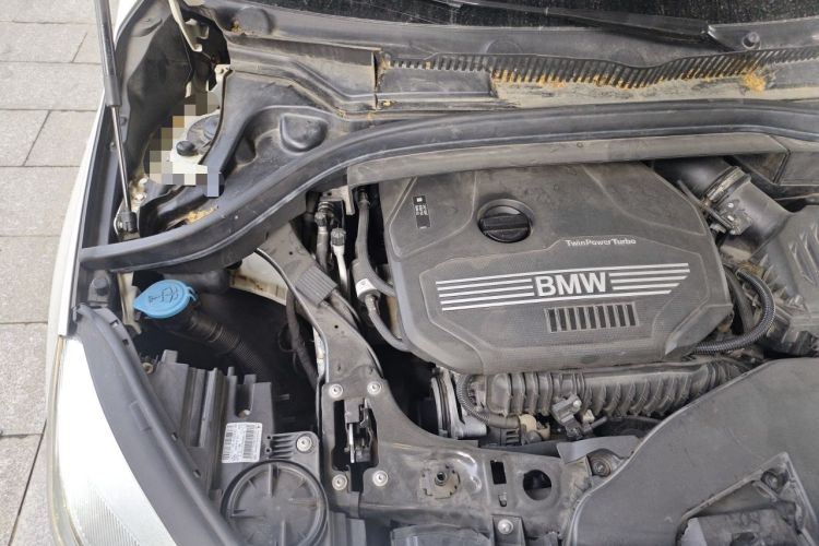 Used BMW 2 Series Gran Tourer 2018 220i Leading Model Engine Bay Right