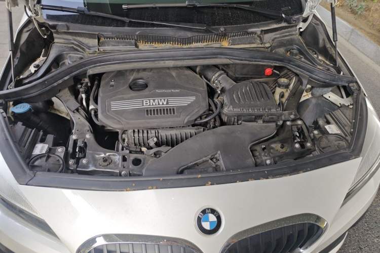Used BMW 2 Series Gran Tourer 2018 220i Leading Model Engine Bay