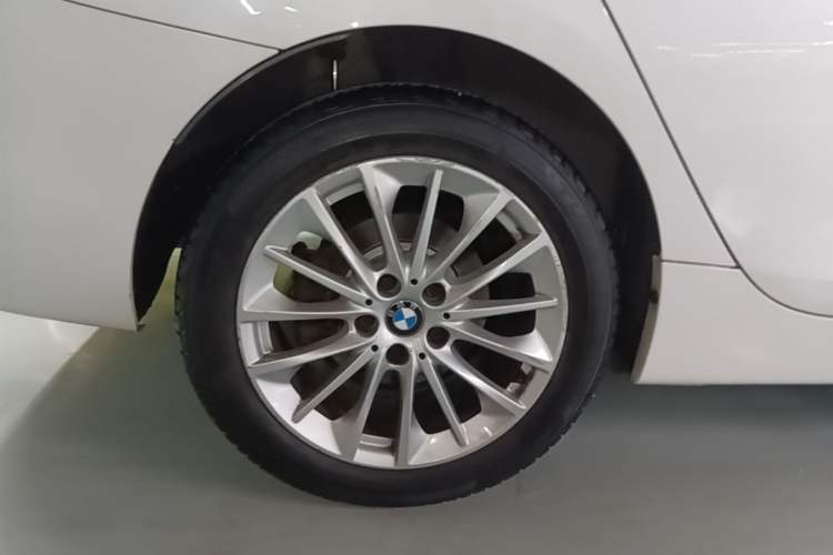 Used BMW 2 Series Gran Tourer 2018 220i Leading Model Exterior 5