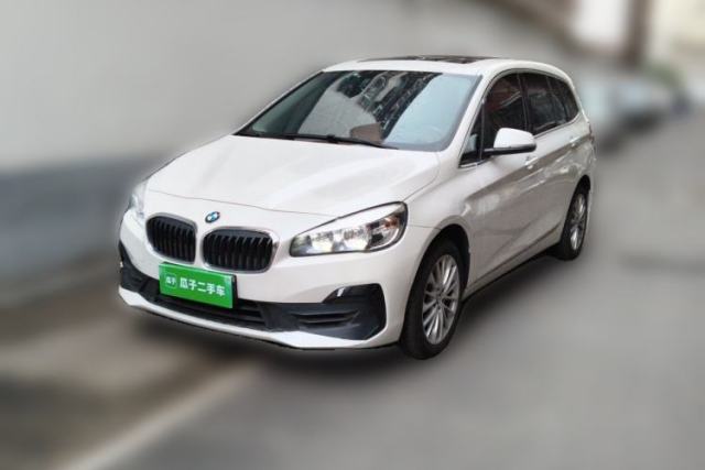 Ojetý BMW 2 Series Gran Tourer 2018 220i Leading Model