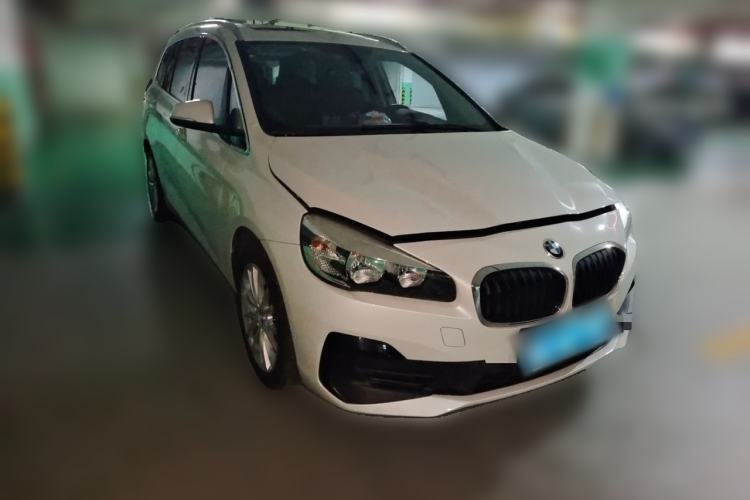 Used BMW 2 Series Gran Tourer 2018 220i Leading Model Front Right 45 Deg