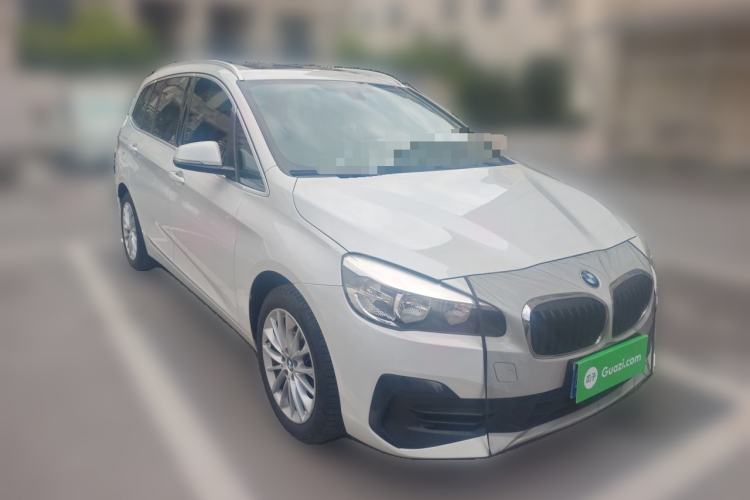 Used BMW 2 Series Gran Tourer 2018 220i Leading Model Front Right 45 Deg