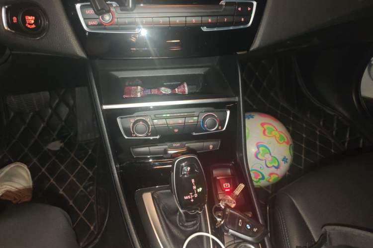 Used BMW 2 Series Gran Tourer 2018 220i Leading Model Gear Lever