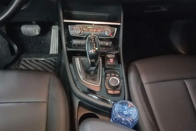 Used BMW 2 Series Gran Tourer 2018 220i Leading Model Gear Lever