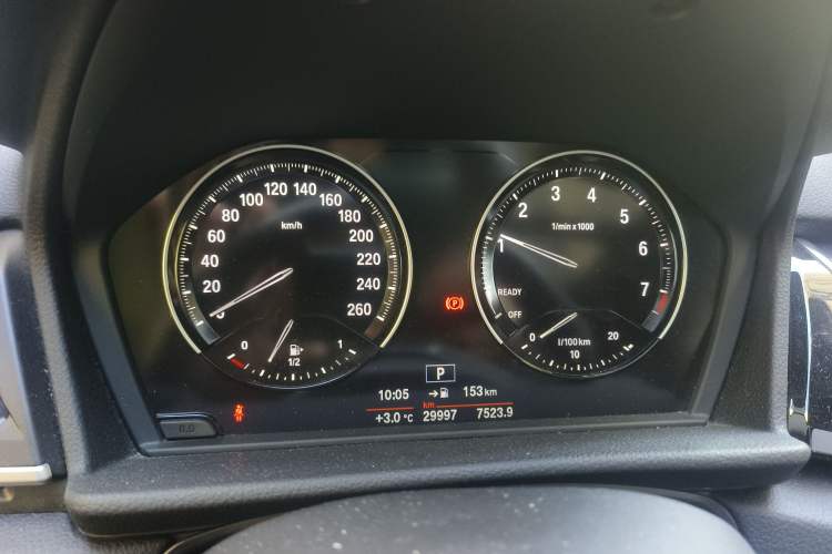 Used BMW 2 Series Gran Tourer 2018 220i Luxury Sports Package Instrument Cluster