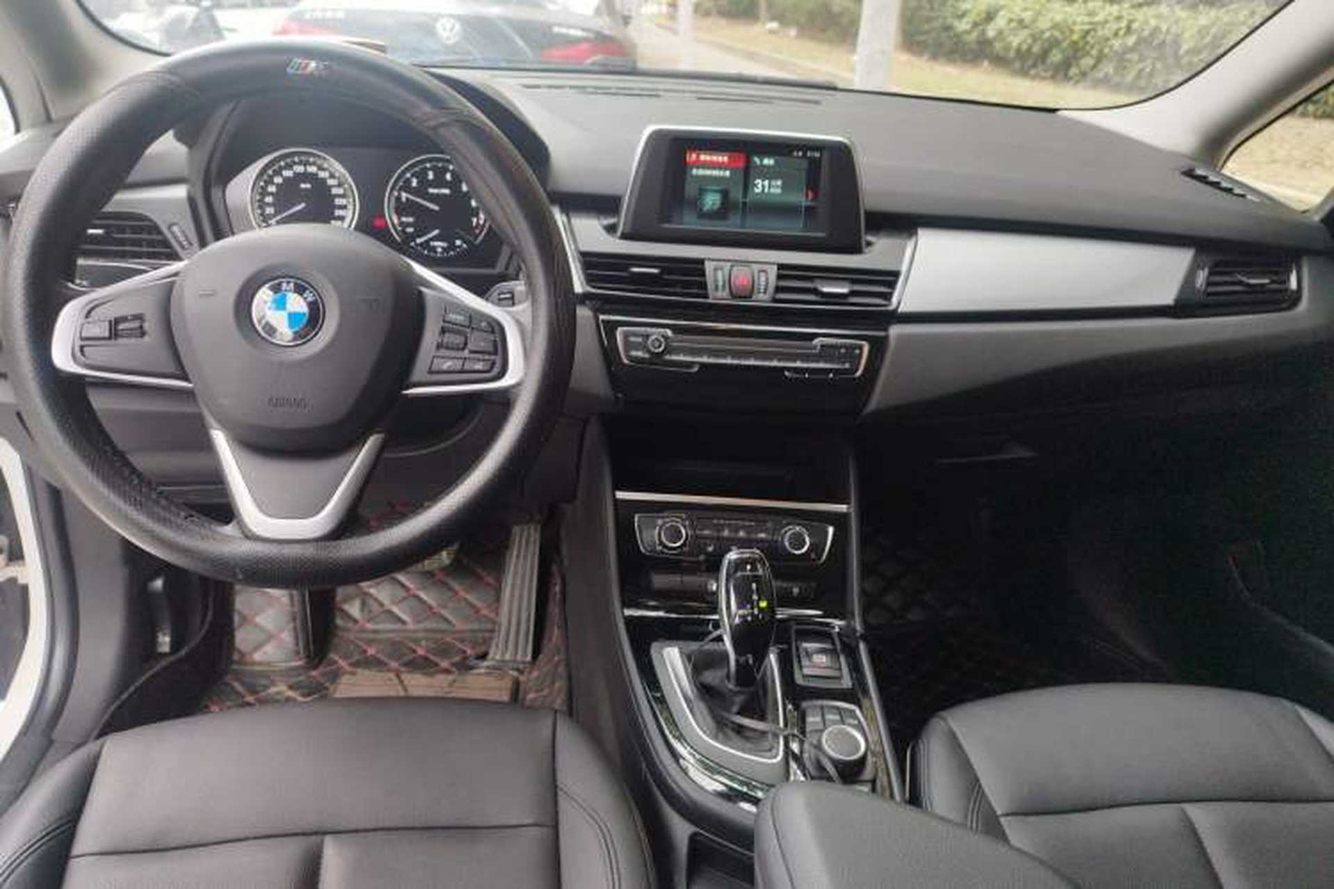 Used BMW 2 Series Gran Tourer 2018 220i Leading Model Interior 2