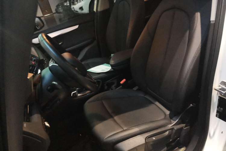 Used BMW 2 Series Gran Tourer 2018 220i Leading Model Left Front Seat