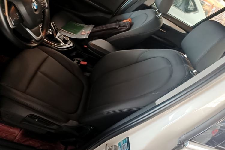 Used BMW 2 Series Gran Tourer 2018 220i Leading Model Left Front Seat