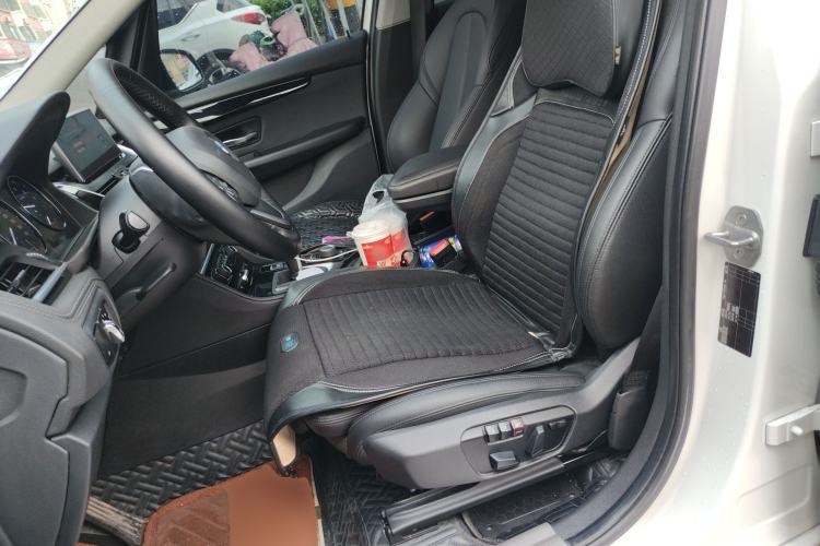 Used BMW 2 Series Gran Tourer 2018 220i Luxury Sports Package Left Front Seat