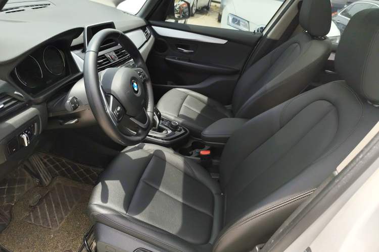 Used BMW 2 Series Gran Tourer 2018 220i Leading Model Left Front Seat