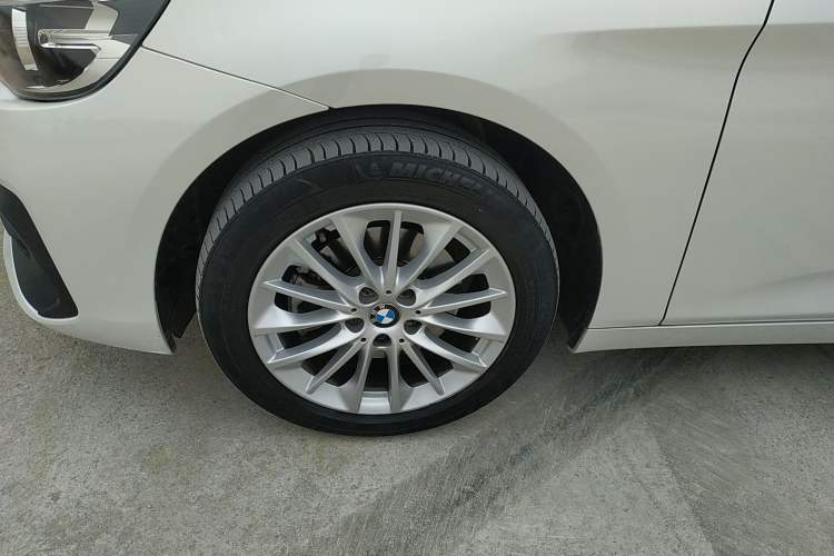 Used BMW 2 Series Gran Tourer 2018 220i Leading Model Left Front Wheel Hub