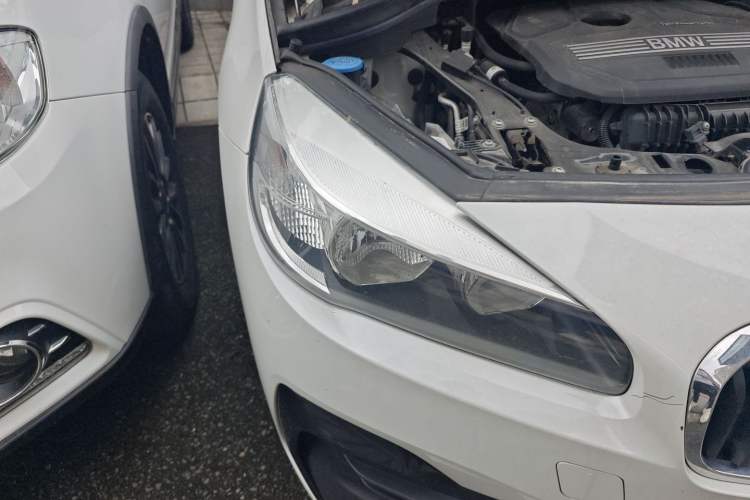 Used BMW 2 Series Gran Tourer 2018 220i Leading Model Right Front Headlight