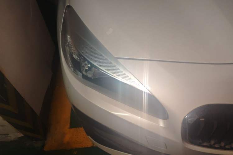 Used BMW 2 Series Gran Tourer 2018 220i Leading Model Right Front Headlight