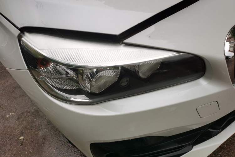 Used BMW 2 Series Gran Tourer 2018 220i Leading Model Right Front Headlight