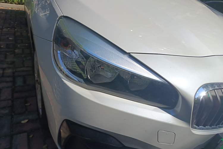 Used BMW 2 Series Gran Tourer 2018 220i Leading Model Right Front Headlight