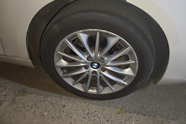 Used BMW 2 Series Gran Tourer 2018 220i Leading Model Right Front Wheel Hub