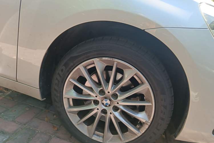 Used BMW 2 Series Gran Tourer 2018 220i Leading Model Right Front Wheel Hub