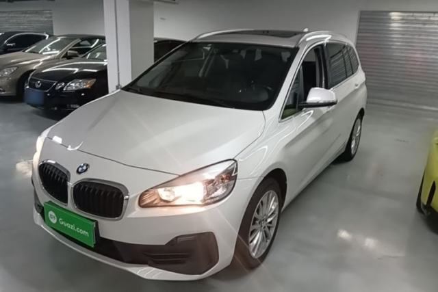 Ojetý BMW 2 Series Gran Tourer 2018 220i Leading Model
