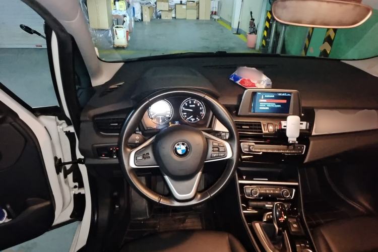 Used BMW 2 Series Gran Tourer 2018 220i Leading Model Steering Wheel