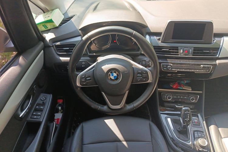 Used BMW 2 Series Gran Tourer 2018 220i Leading Model Steering Wheel
