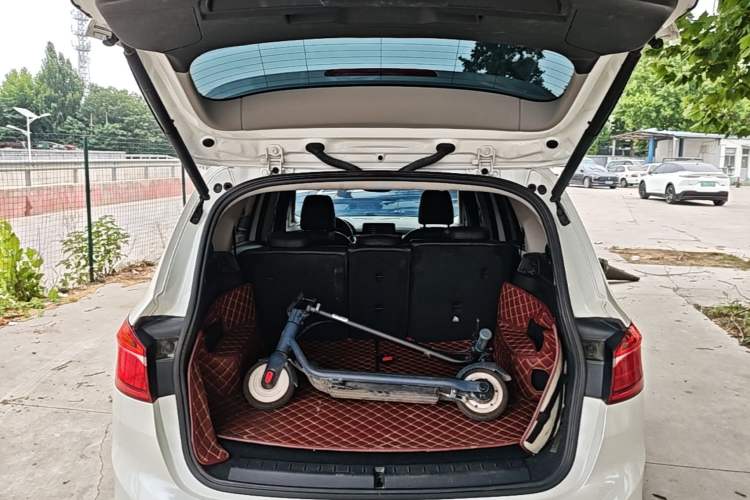 Used BMW 2 Series Gran Tourer 2018 220i Leading Model Trunk