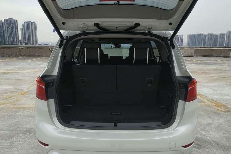 Used BMW 2 Series Gran Tourer 2018 220i Leading Model Trunk