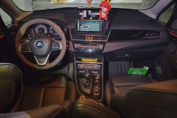 Used BMW 2 Series Gran Tourer 2019 220i Luxury Sports Package Center Console