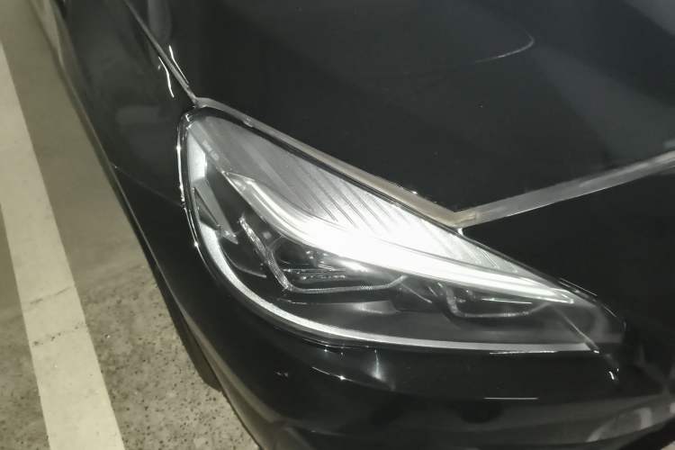 Used BMW 2 Series Gran Tourer 2019 220i Luxury Sports Package Right Front Headlight