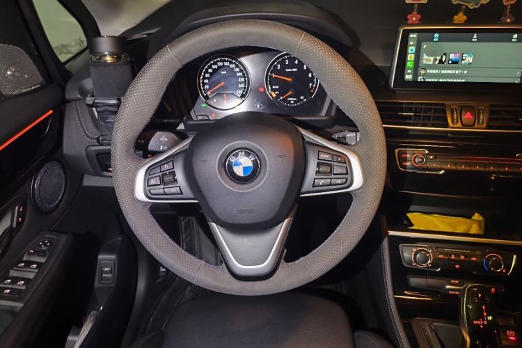 Used BMW 2 Series Gran Tourer 2019 220i Luxury Sports Package Steering Wheel