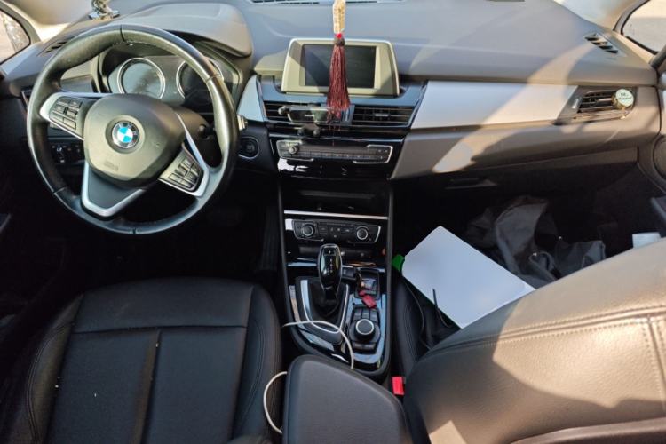 Used BMW 2 Series Gran Tourer 2019 220i Leading Model Center Console