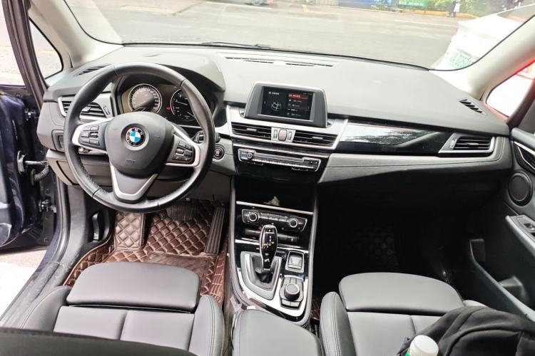 Used BMW 2 Series Gran Tourer 2019 220i Luxury Sports Package Center Console