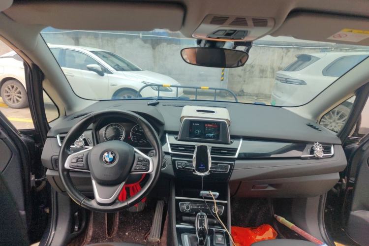 Used BMW 2 Series Gran Tourer 2019 220i Luxury Sports Package Center Console