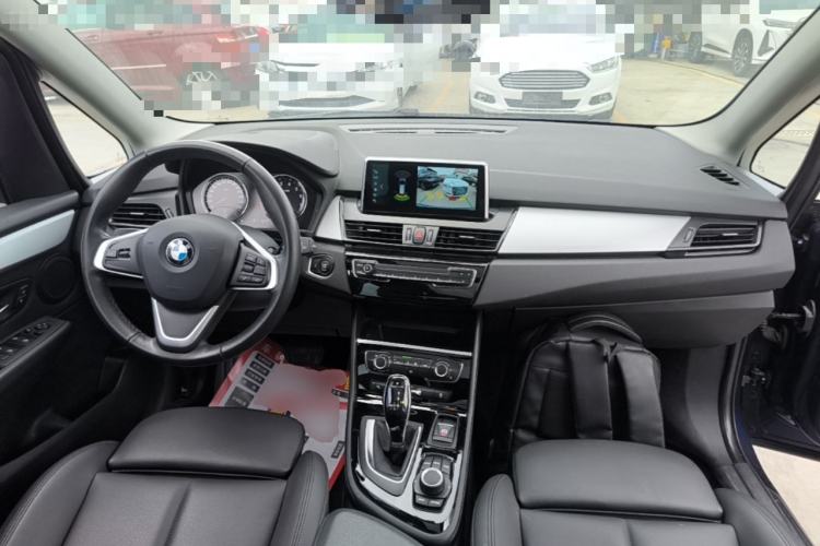 Used BMW 2 Series Gran Tourer 2019 220i Leading Model Center Console