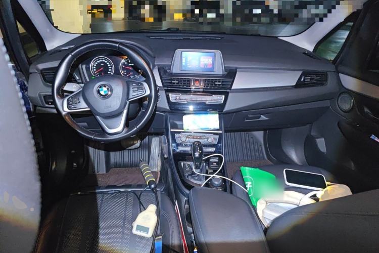 Used BMW 2 Series Gran Tourer 2019 220i Leading Model Center Console