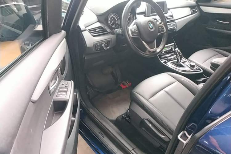 Used BMW 2 Series Gran Tourer 2019 220i Leading Model Driver Seat