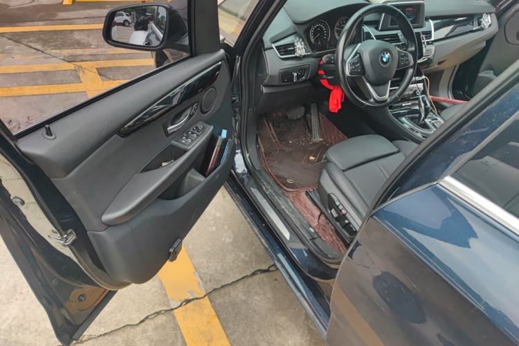 Used BMW 2 Series Gran Tourer 2019 220i Luxury Sports Package Driver Seat