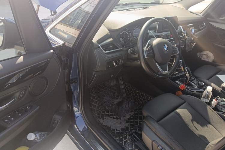 Used BMW 2 Series Gran Tourer 2019 220i Luxury Sports Package Driver Seat