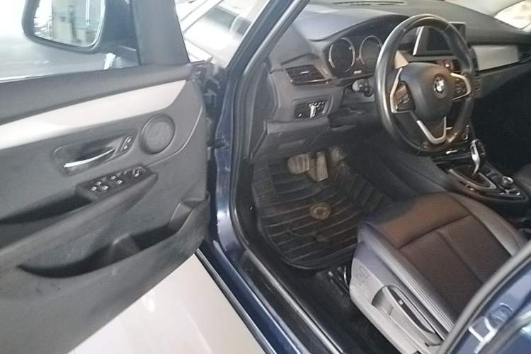 Used BMW 2 Series Gran Tourer 2019 220i Leading Model Driver Seat